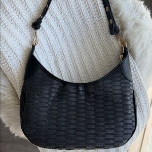 Elegant Black Shoulder Bag